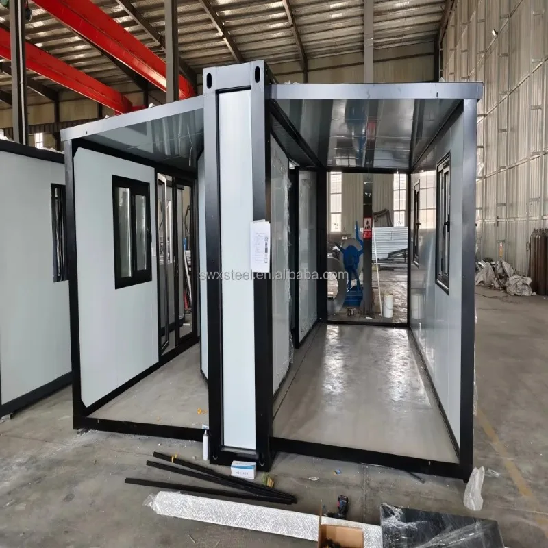 2026 Modular Luxury Portable Prefabricated Folding Container House 20ft 40ft Expandable 2-3 Bedrooms Villa Hotel Shop Apartment