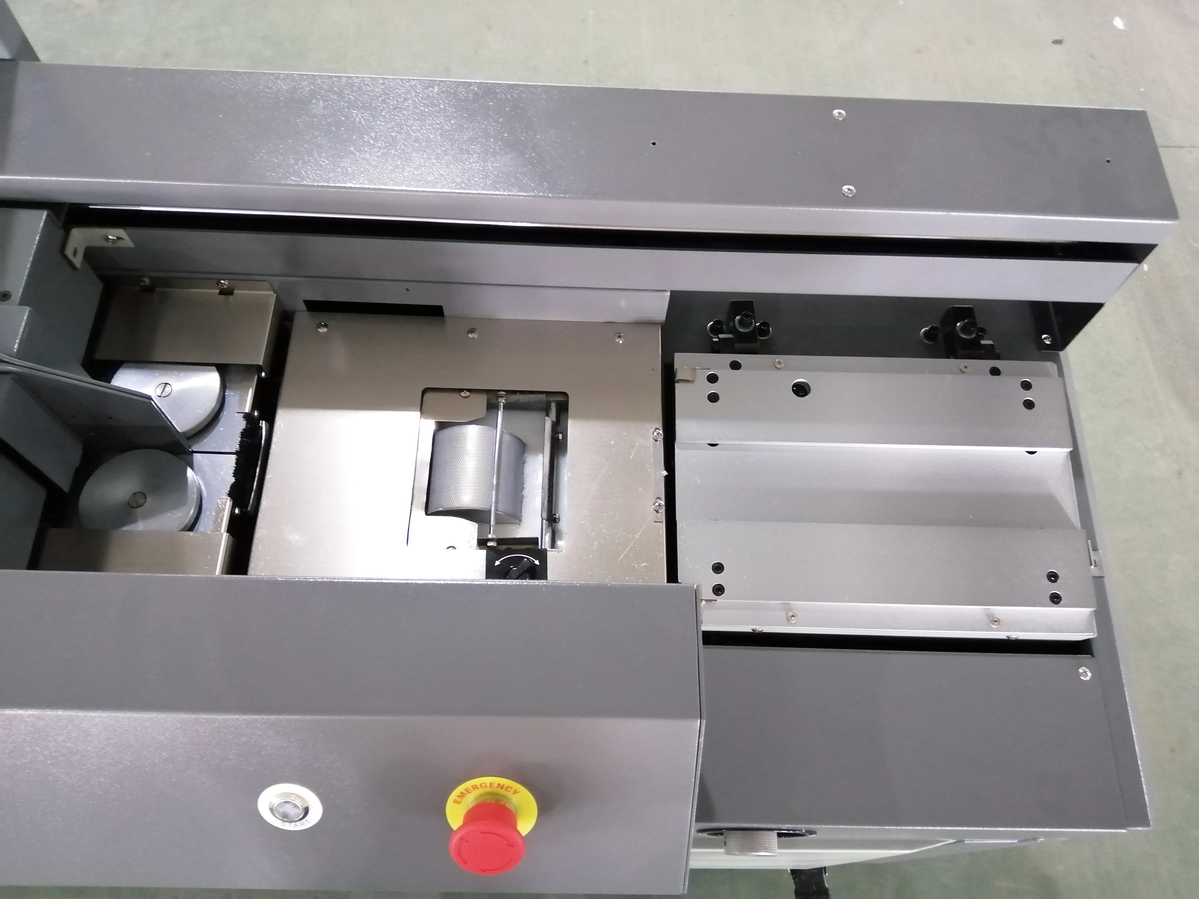 CYTT100 Semi-automatic Perfect Binding Machine With Big Touch Display Single Roller  Hot Glue Binding Machine for Books