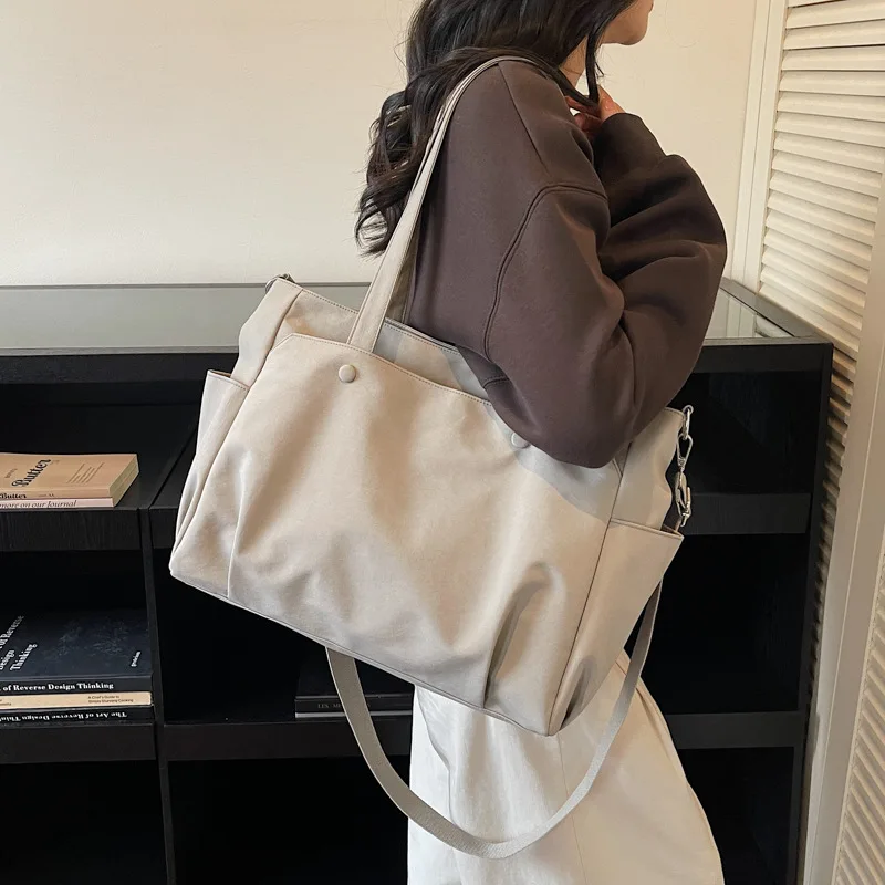 Custom Logo Large Capacity Tote Bag Water Resistant Nylon Shoulder Bag Multi-pocket Crossbody Bag for Women Work Travel School