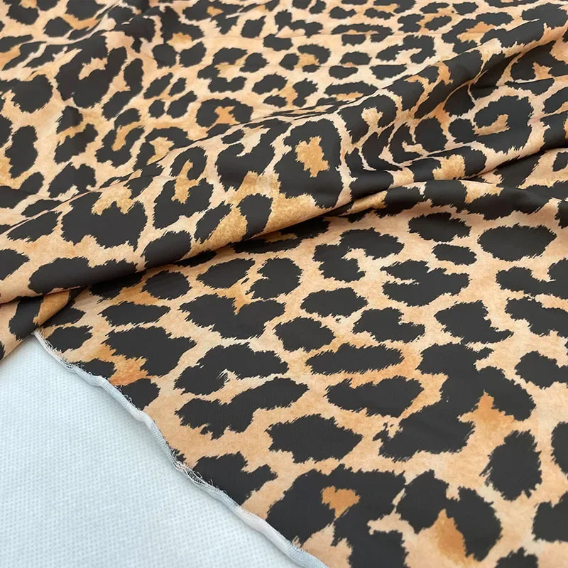 Fashion Leopard Pattern Printing Polyester Fabric for Dress Women's Clothing Skirt Diy Cloth for Sewing Material by the Yard