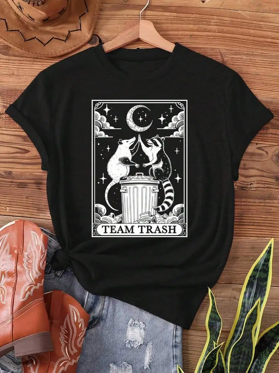 Retro Opossum And Raccoon On Trash Can Print T-Shirt Short Sleeve Crew Neck Casual Top