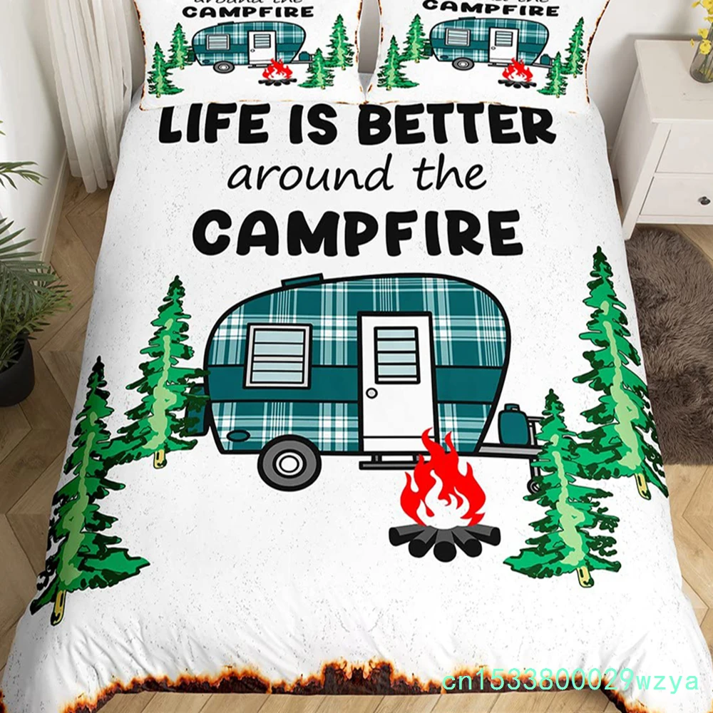 Outdoor Adventure Quilt - غطاء لحاف Happy Camping، طقم أغطية