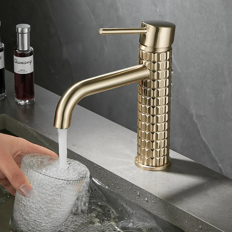 BECOLA Modern Basin Faucet, Bronze Bathroom Faucet Black Chrome Plated Faucet Single Handle Hot And Cold Faucet