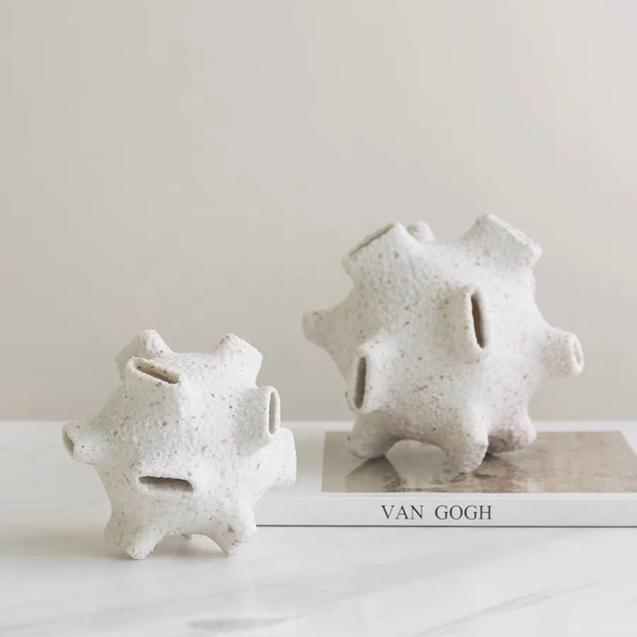 Modern Creative Geometric Polygonal Ball Decoration Simple Resin Home Ornament Study Room Hotel Party Decoration Original Design