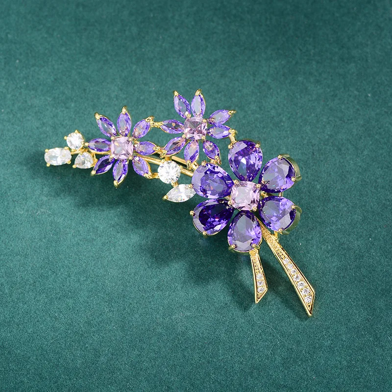 Summer New Elegant Vintage Cubic Zirconia Purple Flower Brooches for Women Luxury Design Corsage Accessories Dress Pins Gift