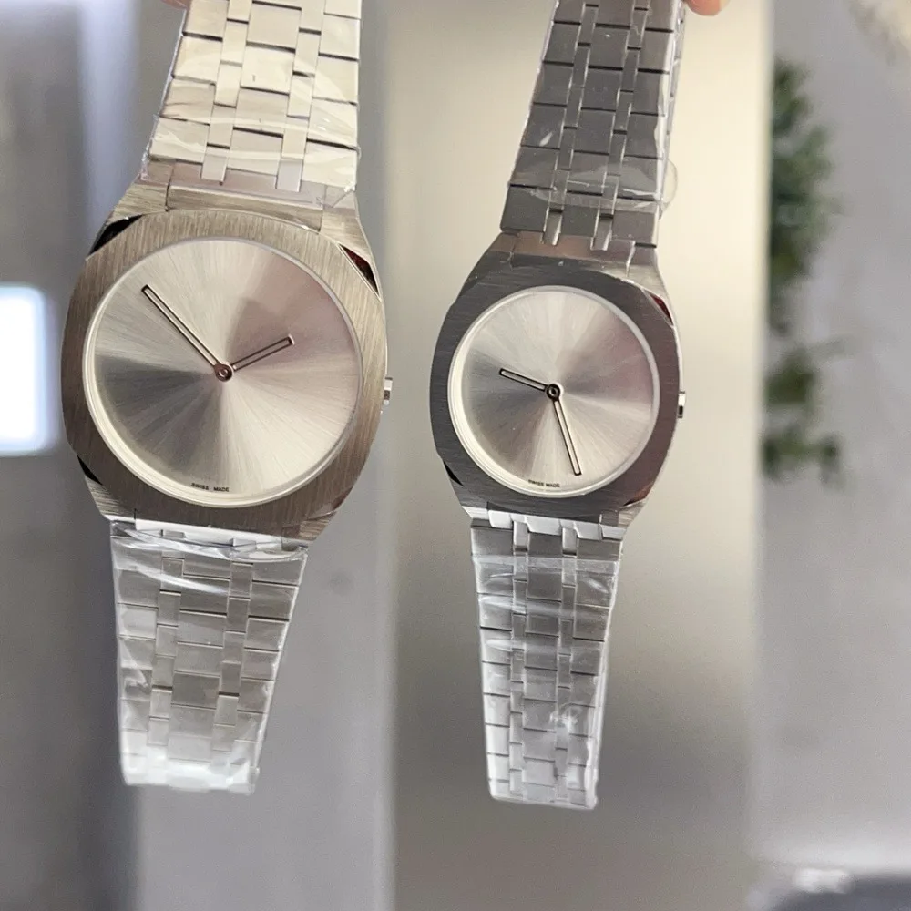 

2pcs Sleek Minimalist Sunburst Dial Watch Silver Tone Stainless Steel Bracelet Band Analog Quartz Wristwatch