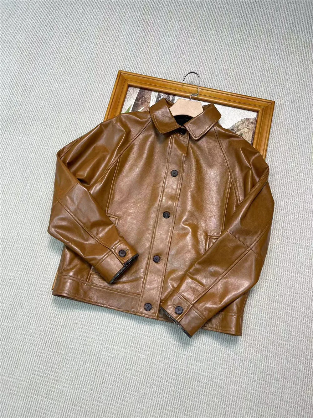 Autumn B*C Women\'s Short Sheepskin Jacket Lapel Long Sleeve Beaded Hot Style Leather Jacket