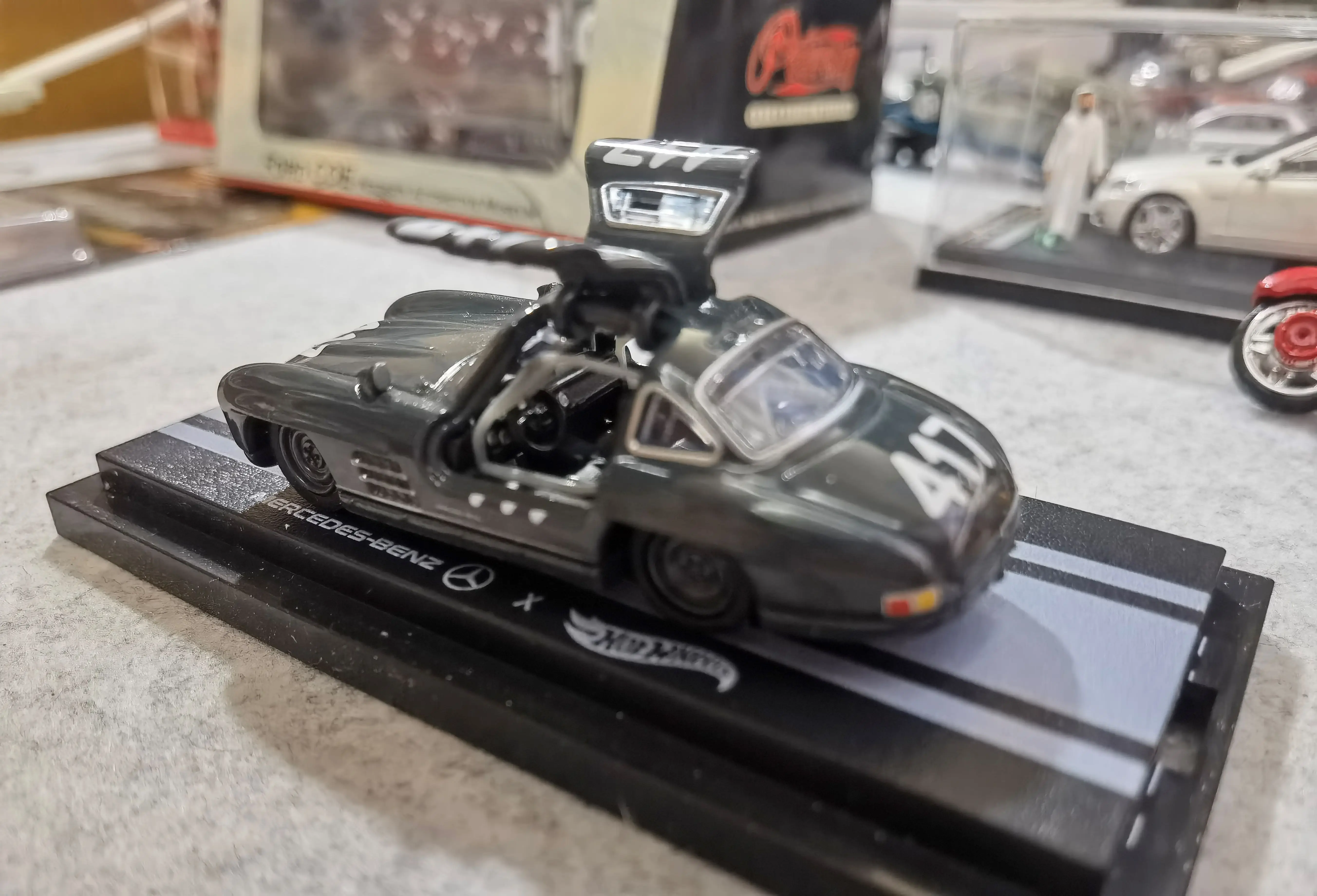 Hot Wheels Elite 64 Series Elite 64  Benz 300sl