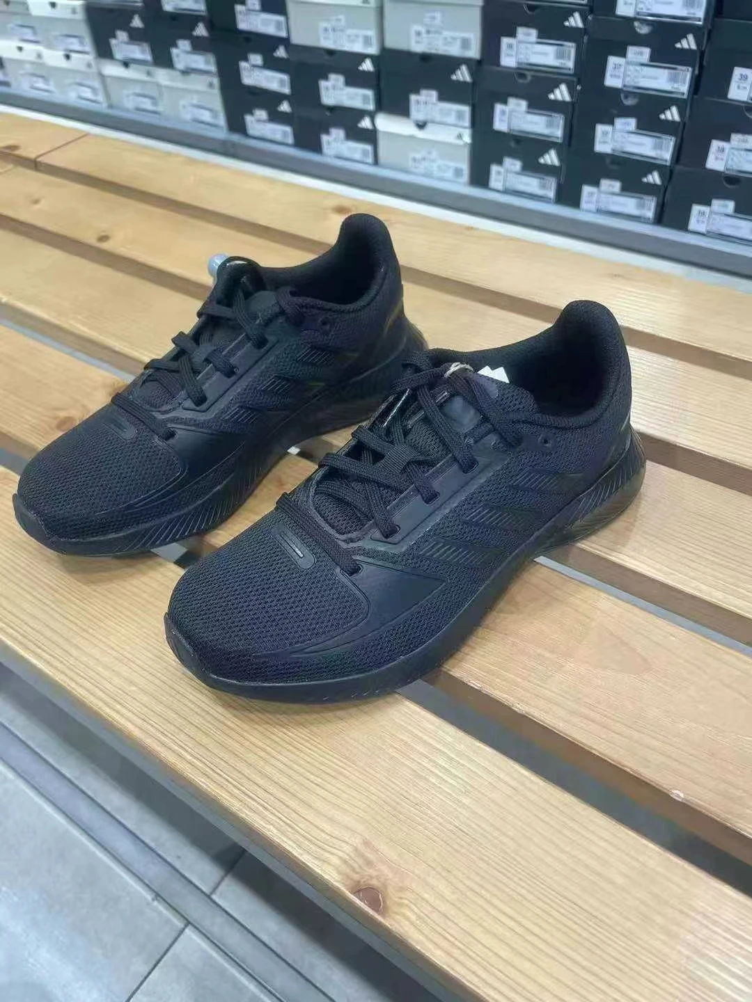 アディダス-ランファルコン2-レディース-ランニングシューズ-軽量トレーニング-スポーツスニーカー-bounce-ミッドソール-衝撃吸収-メッシュアッパー