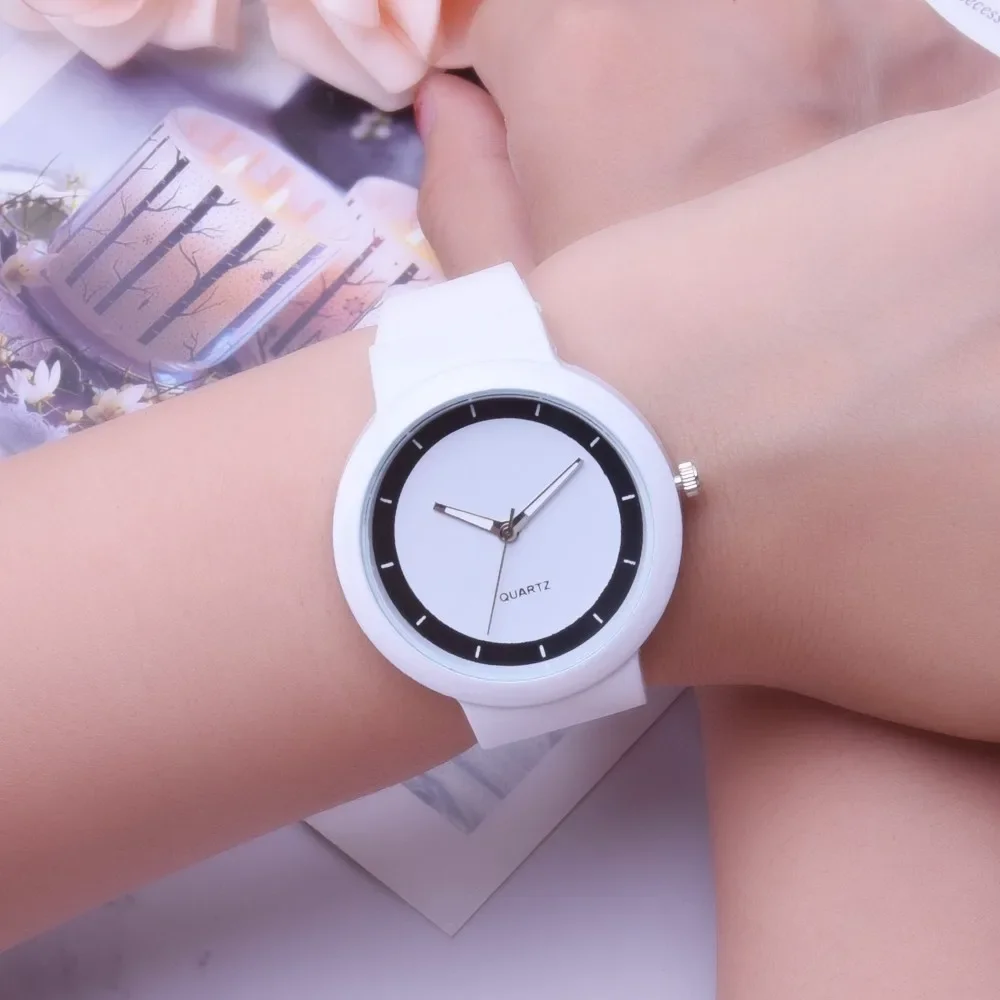 Women Watch Silicone Strap Casual Sports Ladies Watch Gift Clock High Quality Quartz Movement WristWatch Zegarek Damski Relog