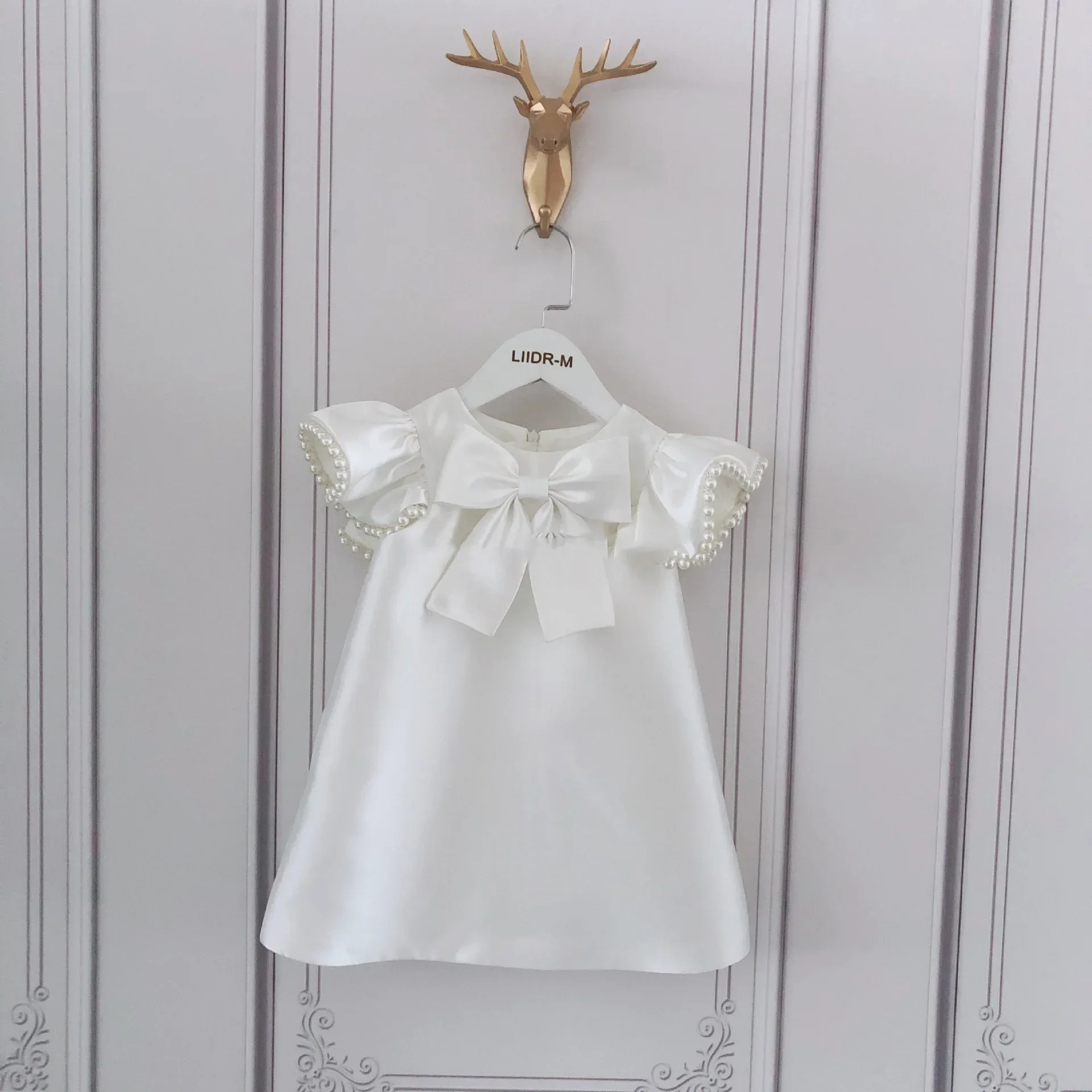 

White Dress for Baby Girls Kids Christening Kid Clothes Pearl Beading A-Line Satin Dresses Big Bow Children Flower Girl Costumes