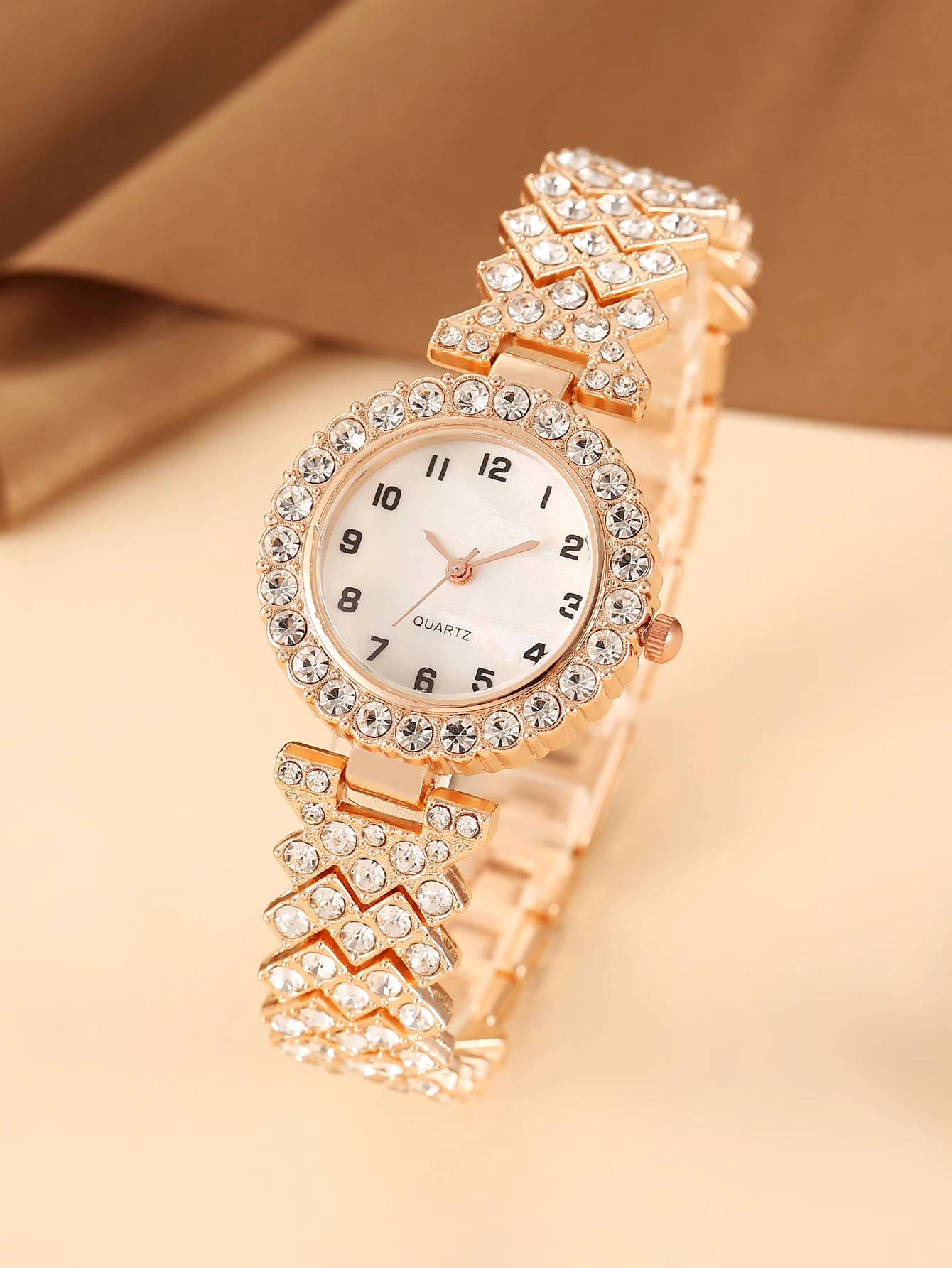 Lüks Moda Kadın Saat Seti, 2 P - Jewelry Watches For Ladies incelemesi ve fiyatı