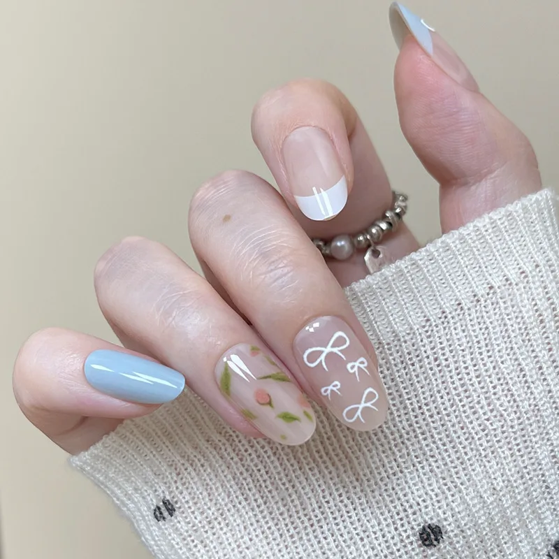 

10 шт., накладные ногти с милыми синими цветами, бабочка, французские короткие накладные ногти, миндалевидные съемные носимые милые накладные ногти