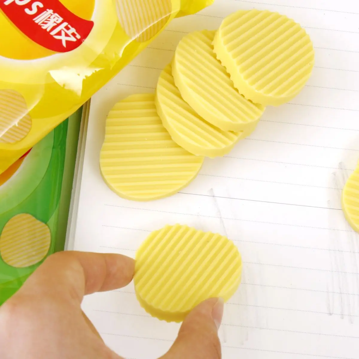 4Pcs/Set Potato Chip-Shaped Eraser, Pencil Cleaning Eraser, Interesting Exam Writing Correction Tool, School Stationery Gift