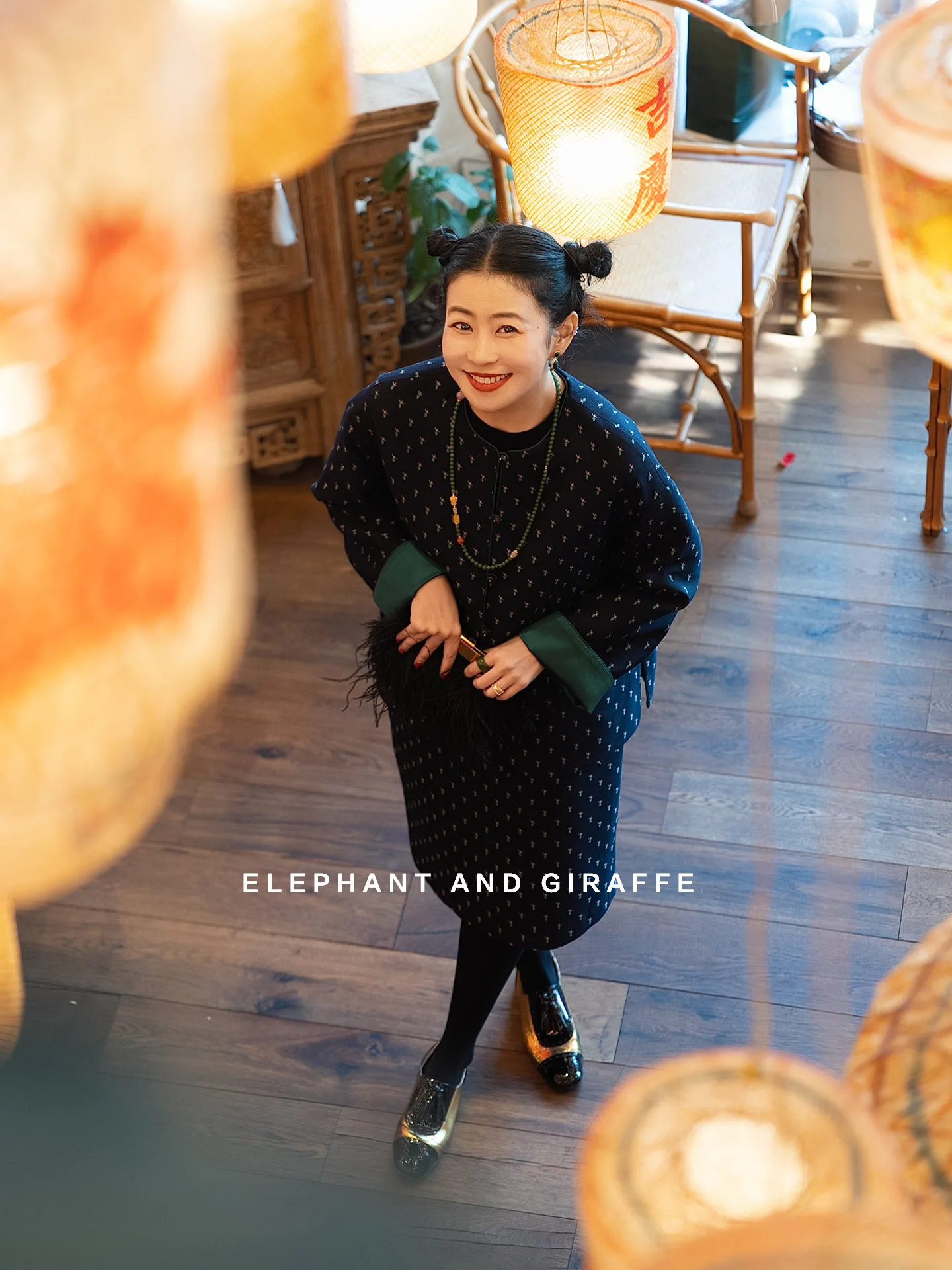 

Ele Elephant And Girfe Classic Bicolour f Skirt Set 2026 Spring Season Long Sve Loose Fit Chinese Sle Women's O...