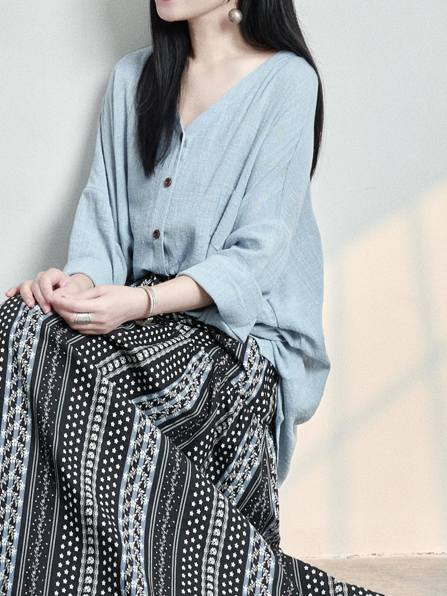 

Intellectual Artistic Loose Cotton Linen Shirt Light Blue 030302 Versatile Style Shoulder Relax Long Sleeve V-Neck Women's Shirt