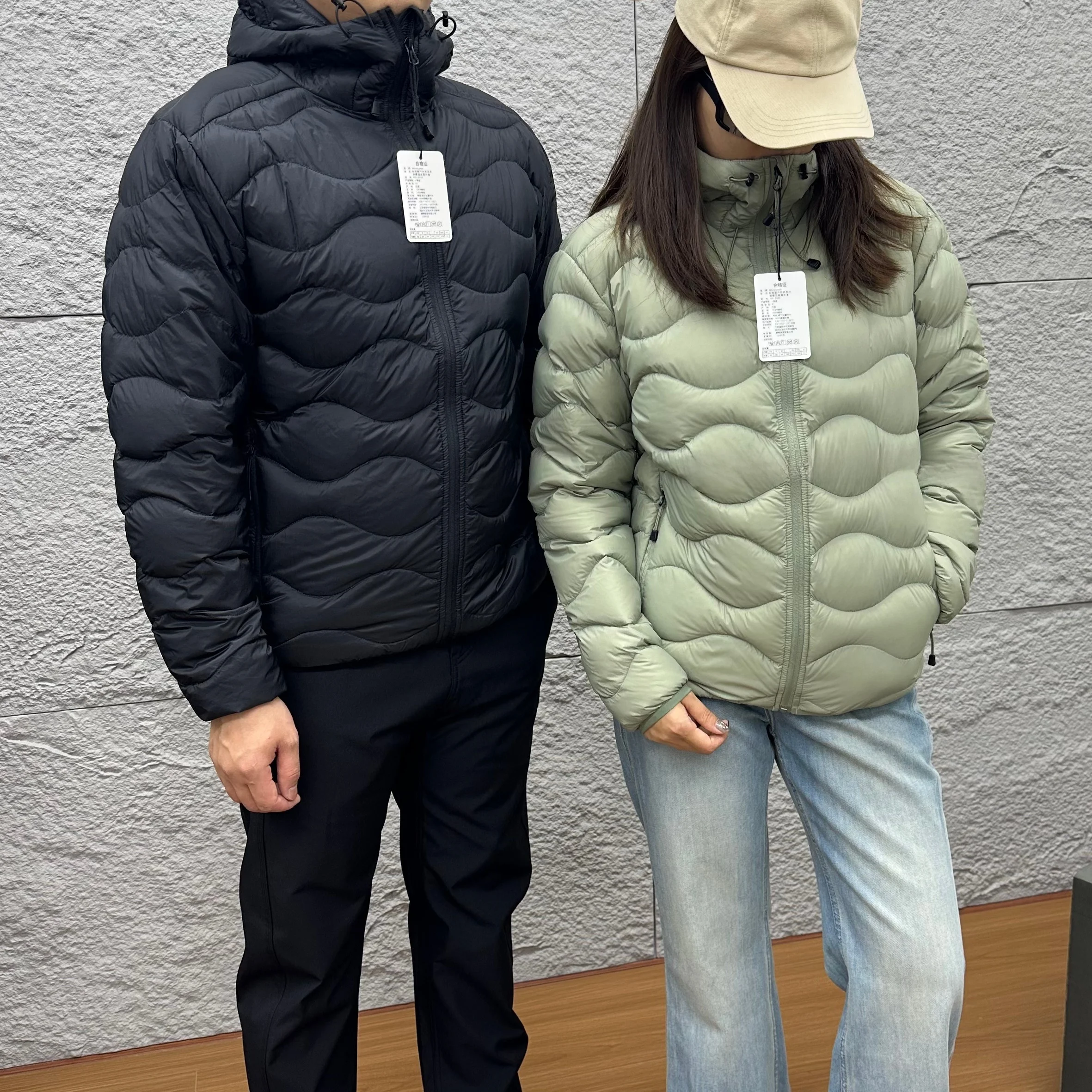 

Ultra-Light High-Puff 90-Down Thiened Men's And Women's Couples Warm Puffer Jaet Wave Pattern Regular Fit Long Sve Zipper