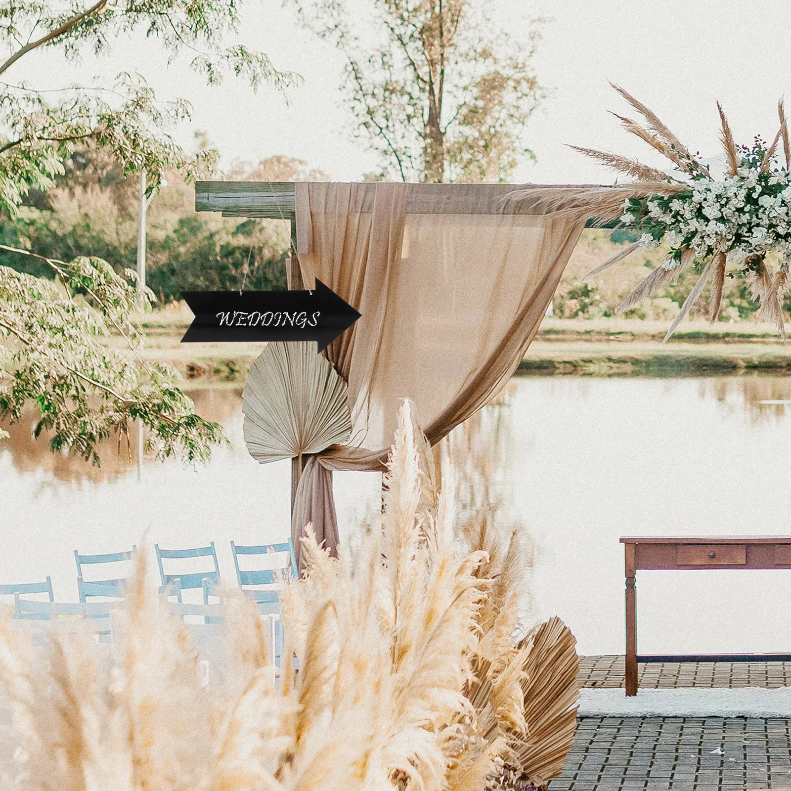 

Double Sided Black Acrylic Hanging Arrow Chalkboard Sign Rustic Decorative Directional Sign for Wedding Party DIY Message Board