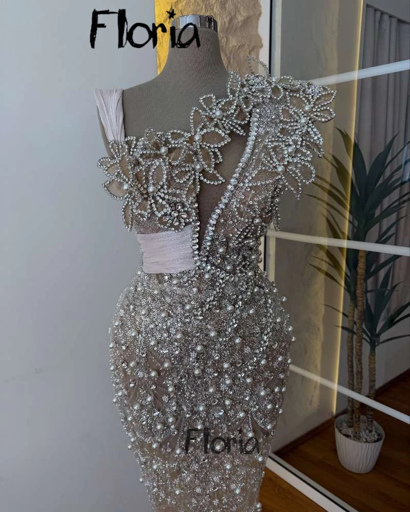 Glitzernde Meerjungfrau-Perlen-Abschlussballkleider, eine Schulter, Perlen, Hochzeitskleid, Verlobung, Promi-Kleid, arabische Kleider, individuell gestaltet