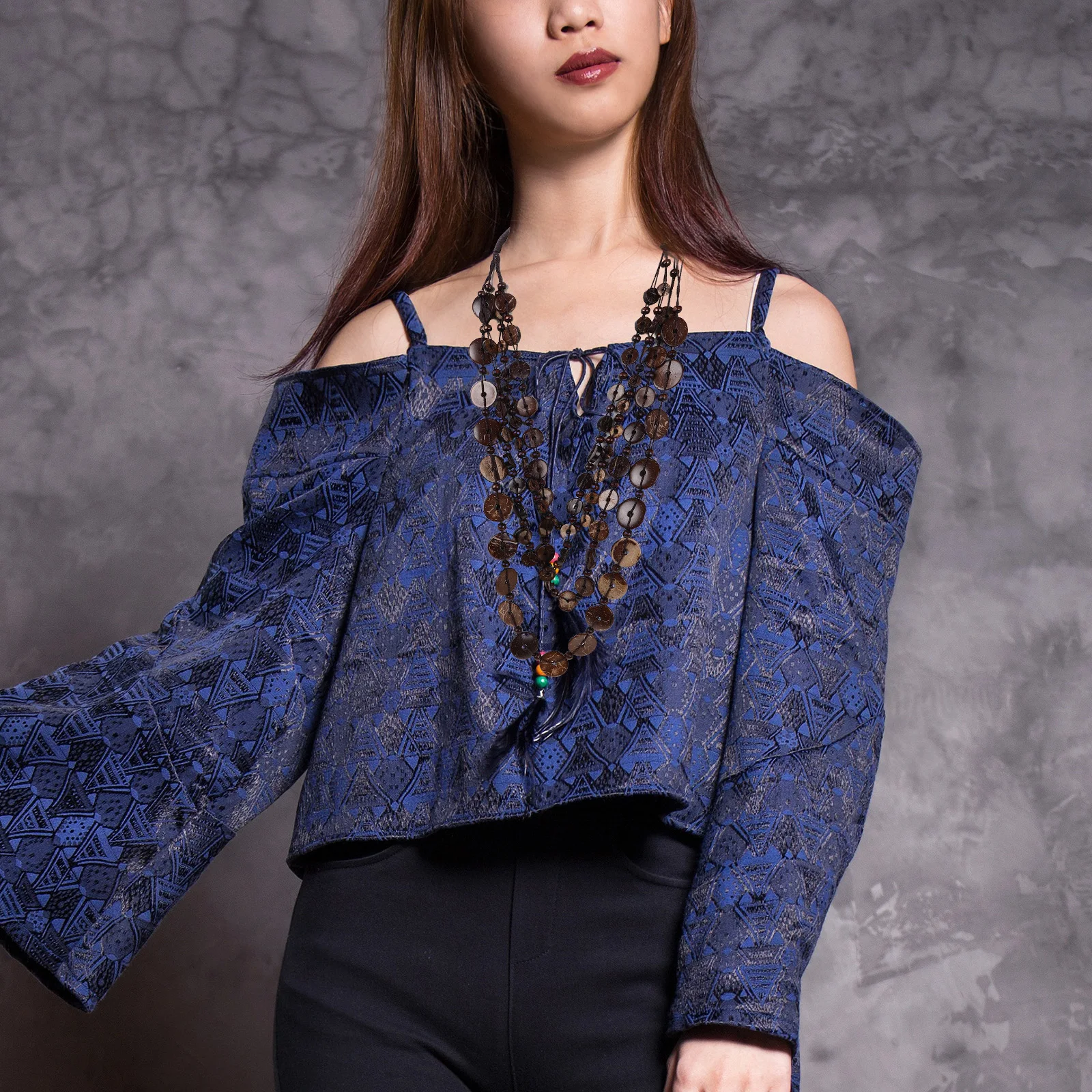 

Ожерелье из бисера из скорлупы кокоса ручной работы для женщин, многослойный длинный массивный деревянный нагрудник в стиле бохо, ретро в африканском стиле