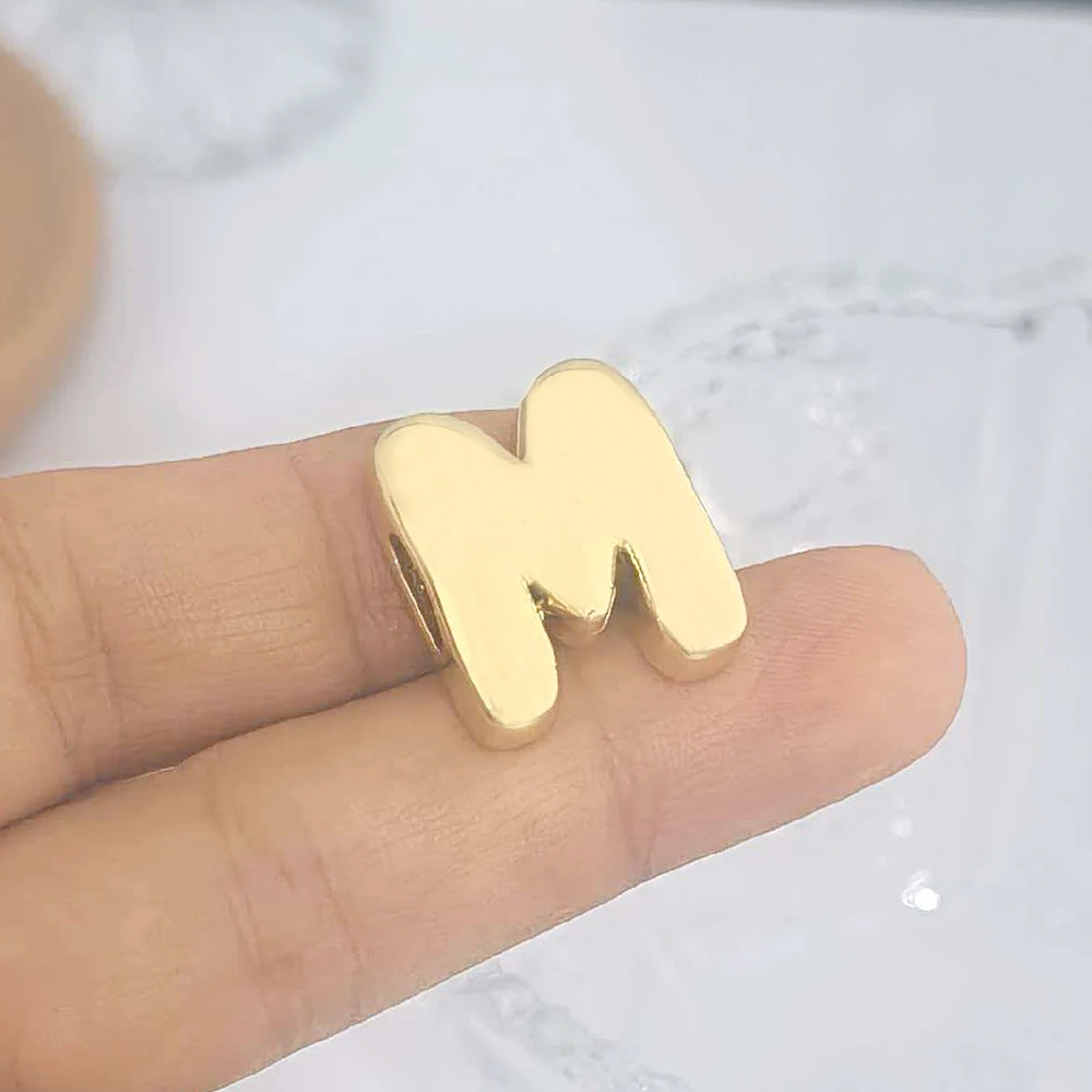 QMHJE Initial Alphabet Buchstaben Spacer Perlen für Armband Großes Loch Stern Herz Charm Anhänger Gold Farbe DIY Herstellung Kupfer Großhandel