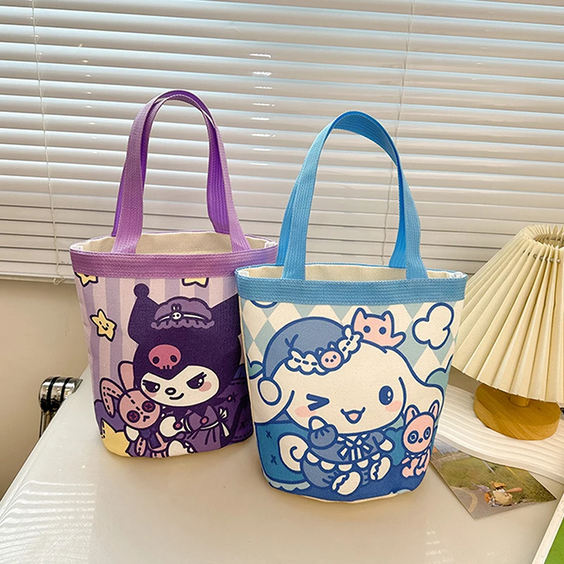 กระเป๋าทรงถังผ้าใบลายการ์ตูน Hello Kitty Kuromi กระเป๋าช้อปปิ้งนอกบ้าน Y2K กระเป๋าสะพายไหล่สไตล์เกาหลีกระเป๋าถือกระเป๋าอาหารกลางวันสำหรับนักเรียน