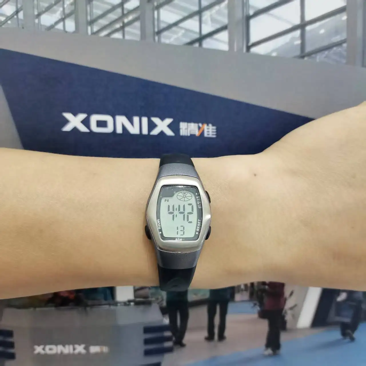 

XONIX Fashion Simple Digital Multi-function Waterproof 50M Sports Women Watch Girl Student Electronic Watch AR