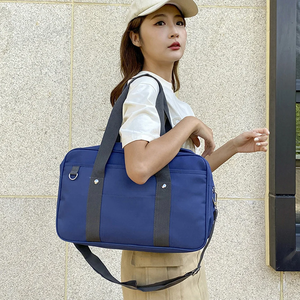 Leichte japanische Schultasche für die Highschool. Robustes, leichtes Material für den täglichen Weg zur Arbeit. Täglicher Pendler-Wochenendausflug – Detail 10