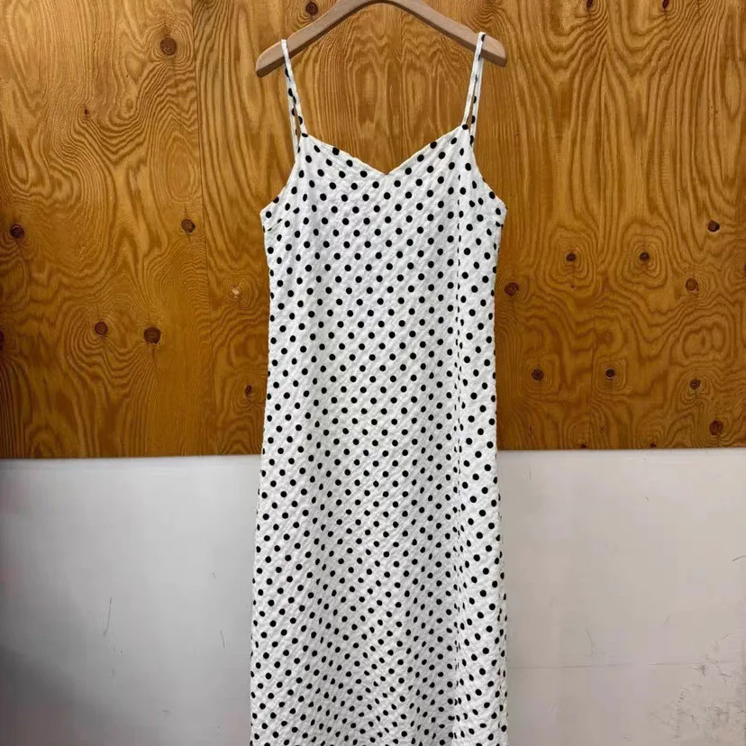 Vestido Retro de Alças em V Verão 2025 Estampa de Poá em Camadas Moda Fena Casual Sem Mangas