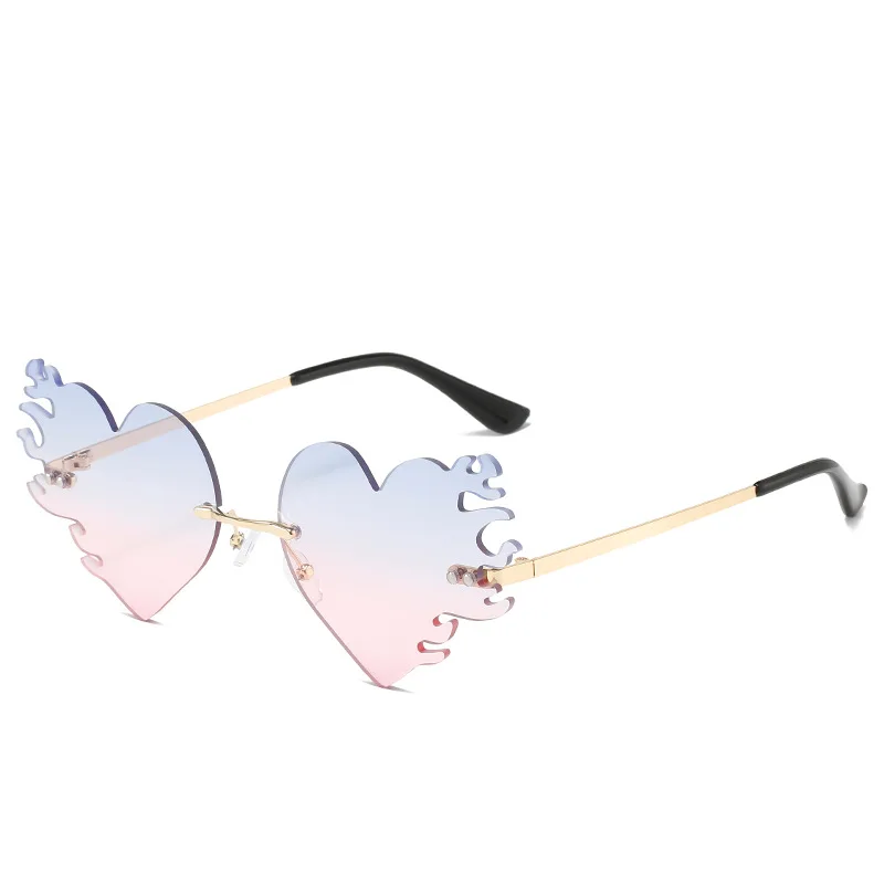 ใหม่ไม่มีกรอบแว่นตากันแดดหัวใจโลหะผู้หญิงผู้ชายเปลวไฟสีแว่นตากันแดดสําหรับผู้หญิงผู้ชายปาร์ตี้แว่นตาเดินทางแว่นตากันแดด