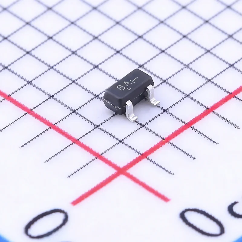 Transistor bipolaire (BJT) NPN pré-polarisé (8A) marquage DTC114EET1G - Pré-polarisé 50 V 100 mA 200 mW, 50 pièces/lot