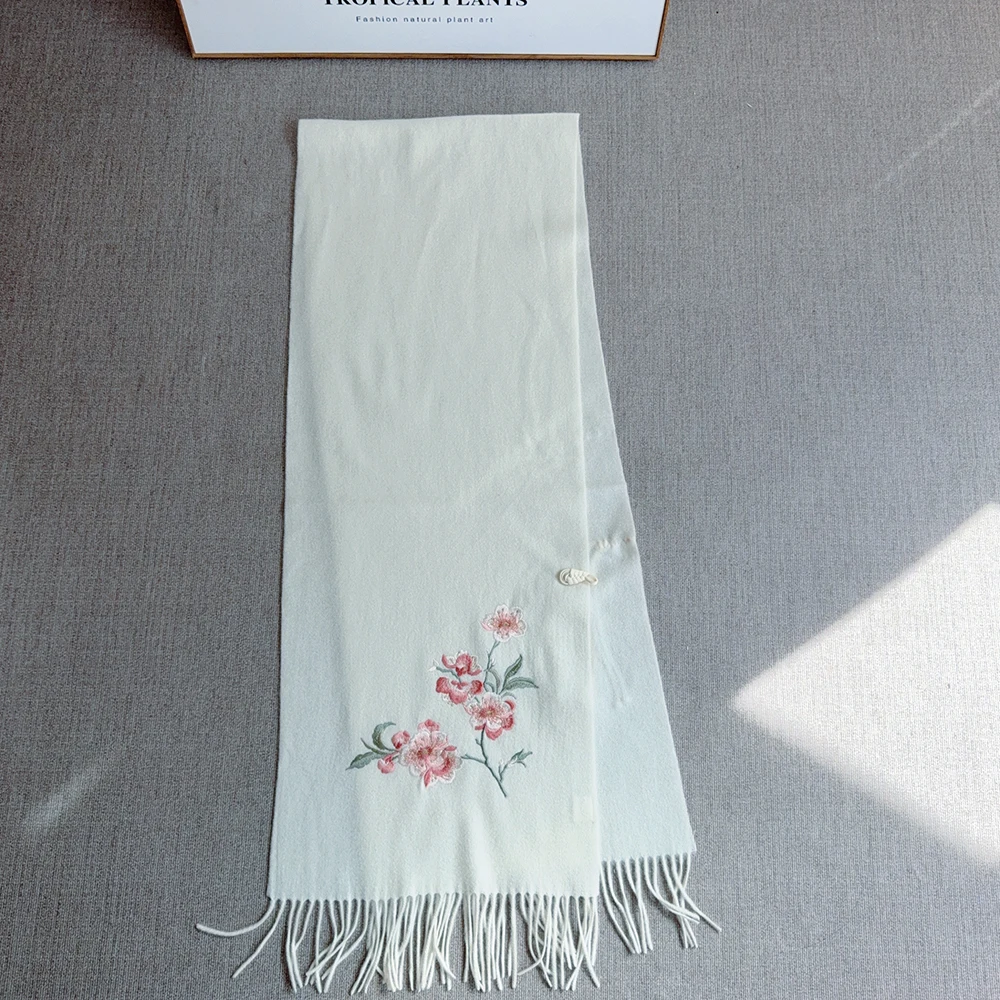 

Длинный белый шарф с вышивкой из чистой шерсти 180x35 см, женские шейные шарфы в китайском стиле, шаль с кисточками и пуговицами, сохраняющие тепло шарфы