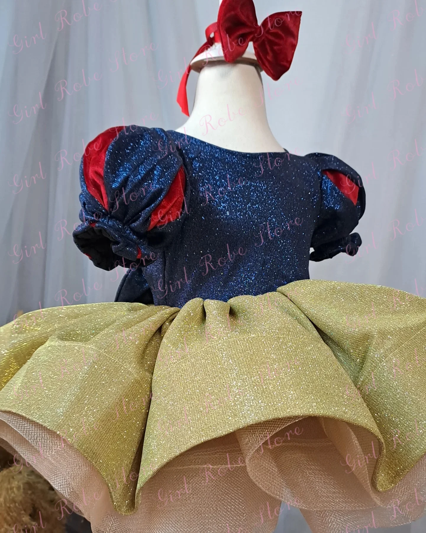 Gorgeous Flower Girl Dress Glitter Tulle Snow White Princess Knee Length With Bow Toddler Birthday Fairytale Photoshoot Gown