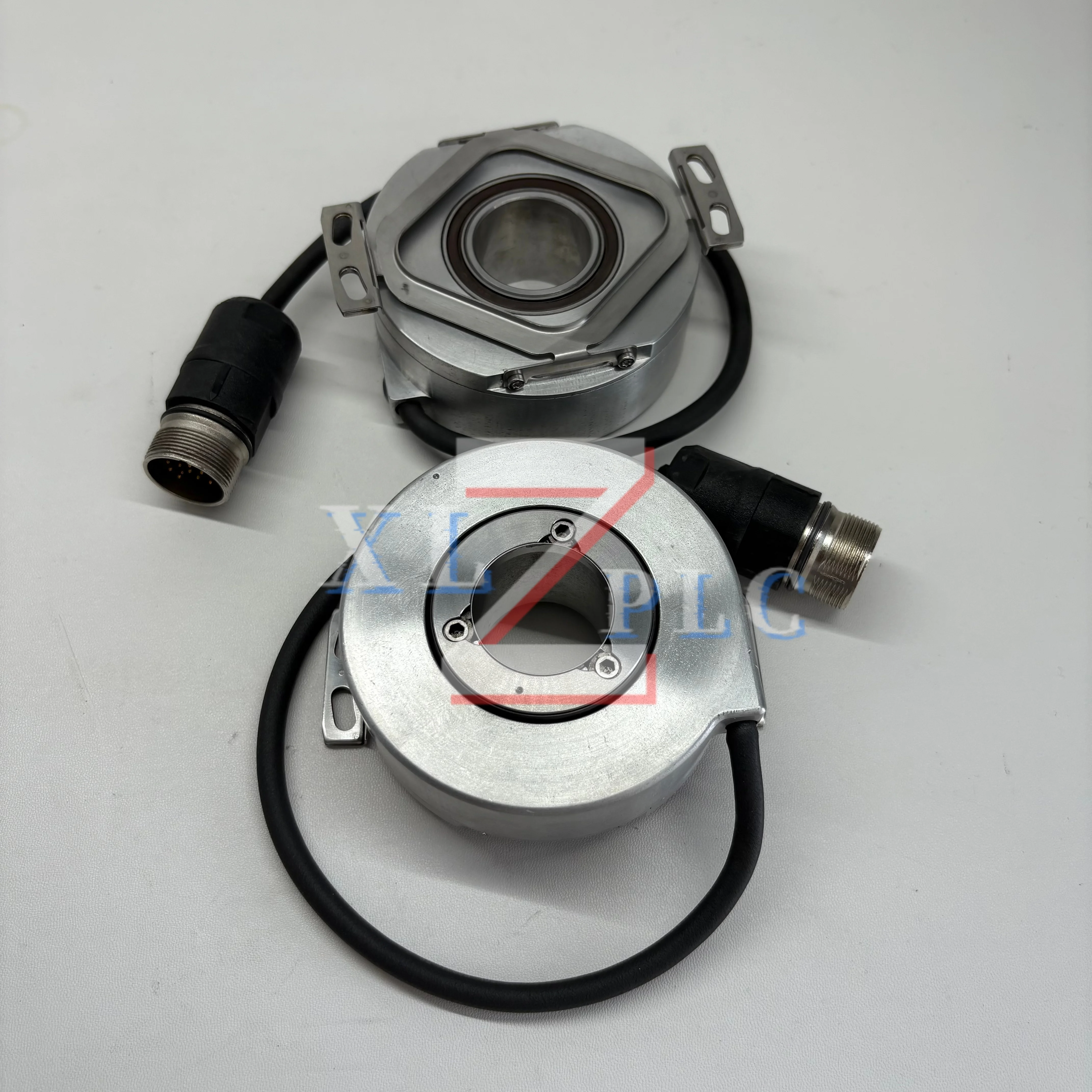 Б/у энкодер ECN 113 2048 03S17-58 810800-24