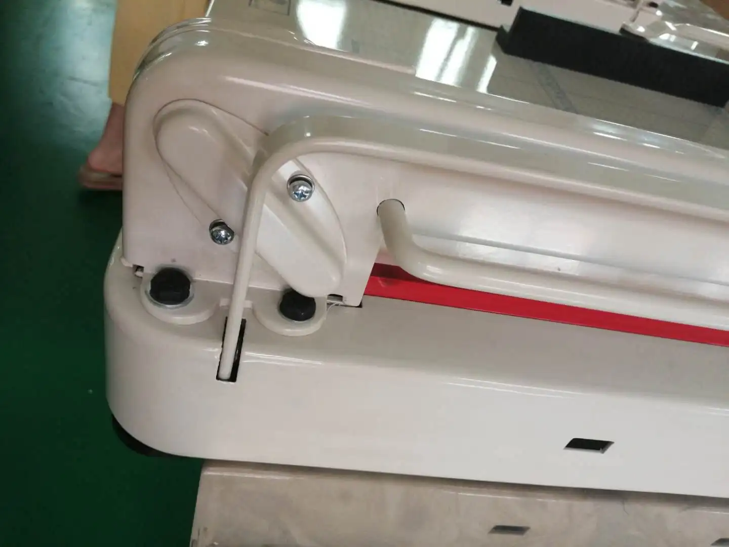 Afbeelding 3: QK-868-A3 Hot Sales Desktop Hoge Kwaliteit A3 430mm Grootte Handleiding Papier Guillotine Cutter Snijmachine