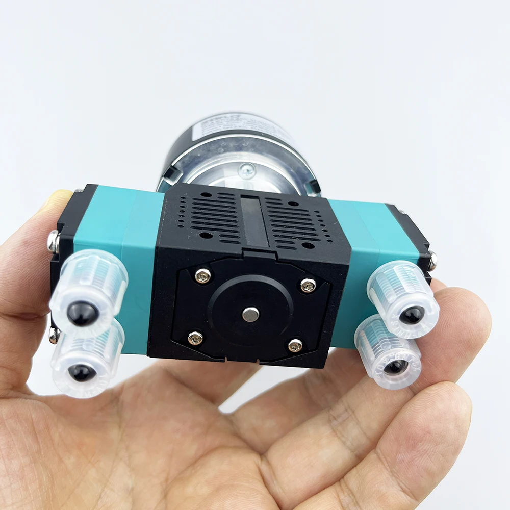 CF60LEB ダブルヘッド外部ローター ブラシレスマイクロダイアフラム液体ポンプ PWM機能 DC12V/24V ネジ式ポート OEM対応