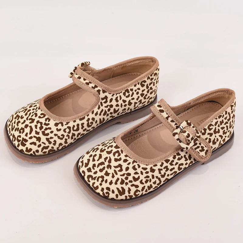 CANYZE Spring And Fall New Girls\' Leather Shoes Princess Shoes Soft Soles Non-slip Leopard Print Casual Shoes 23-30 Sizes