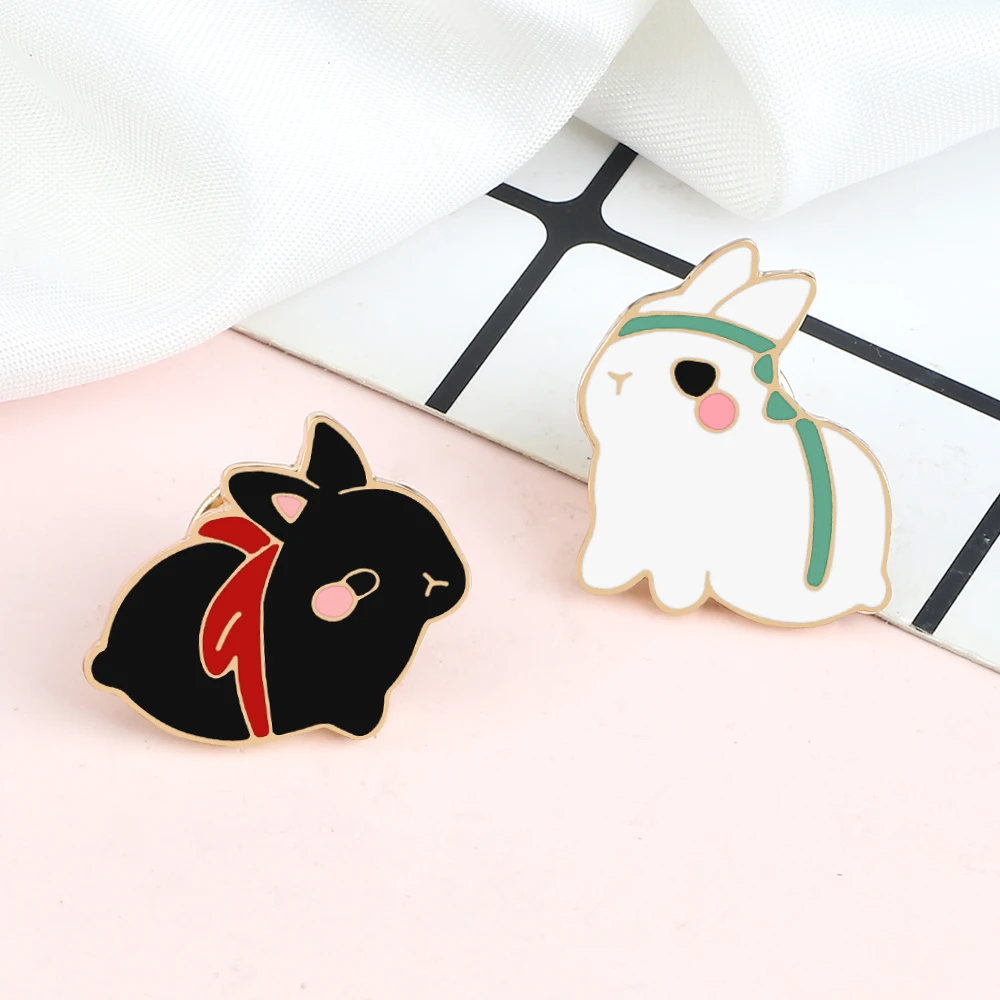 Cute Fat Rabbit Enamel Lapel Pins Couples White Black Bunny Brooches Cartoon Animal Badge Backpack Jewelry Gift for Kids Friends