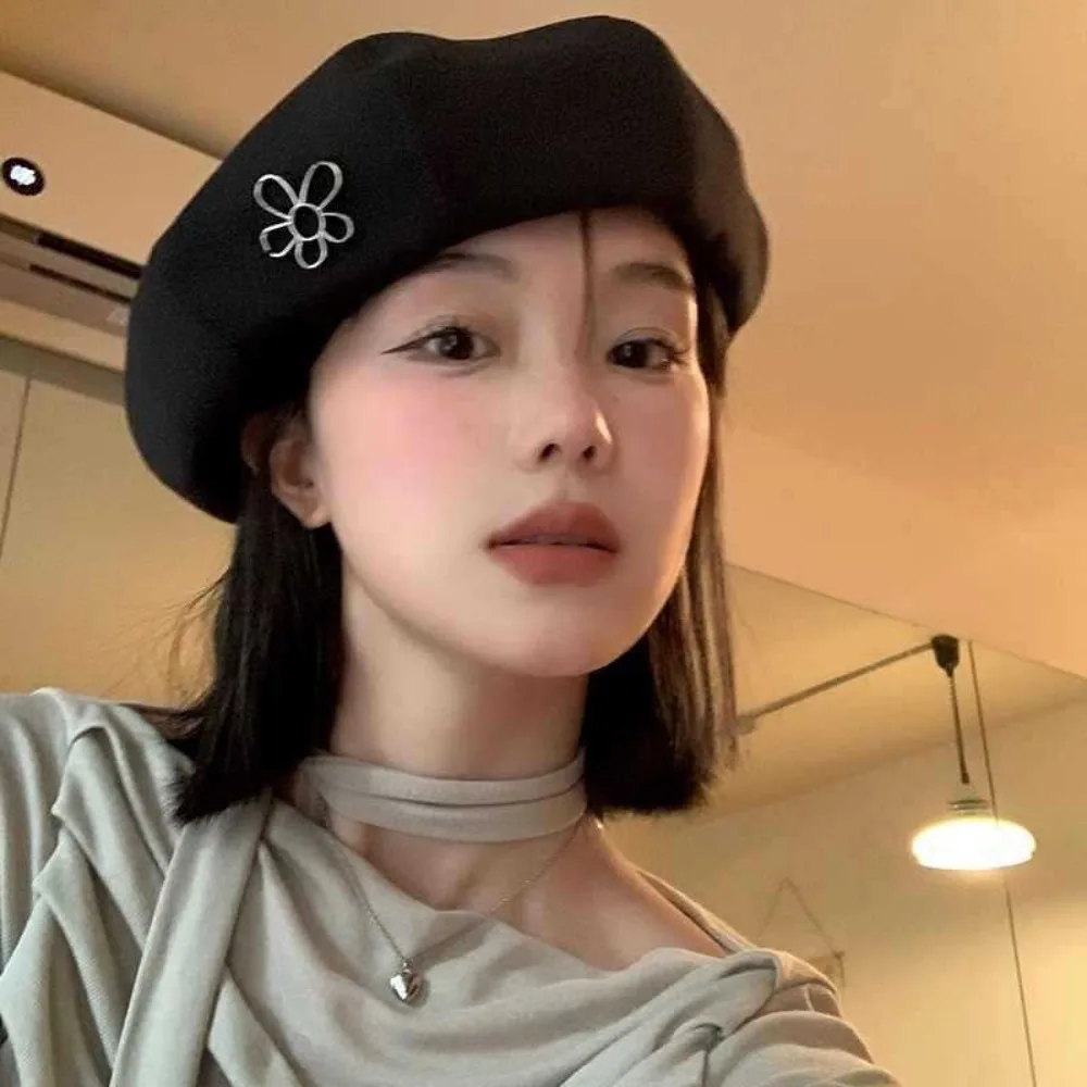 

Elegant Flower Women Berets Keep Warm Big Head Circumference Octagonal Hat Korean Style Solid Color Artist Hat Autumn