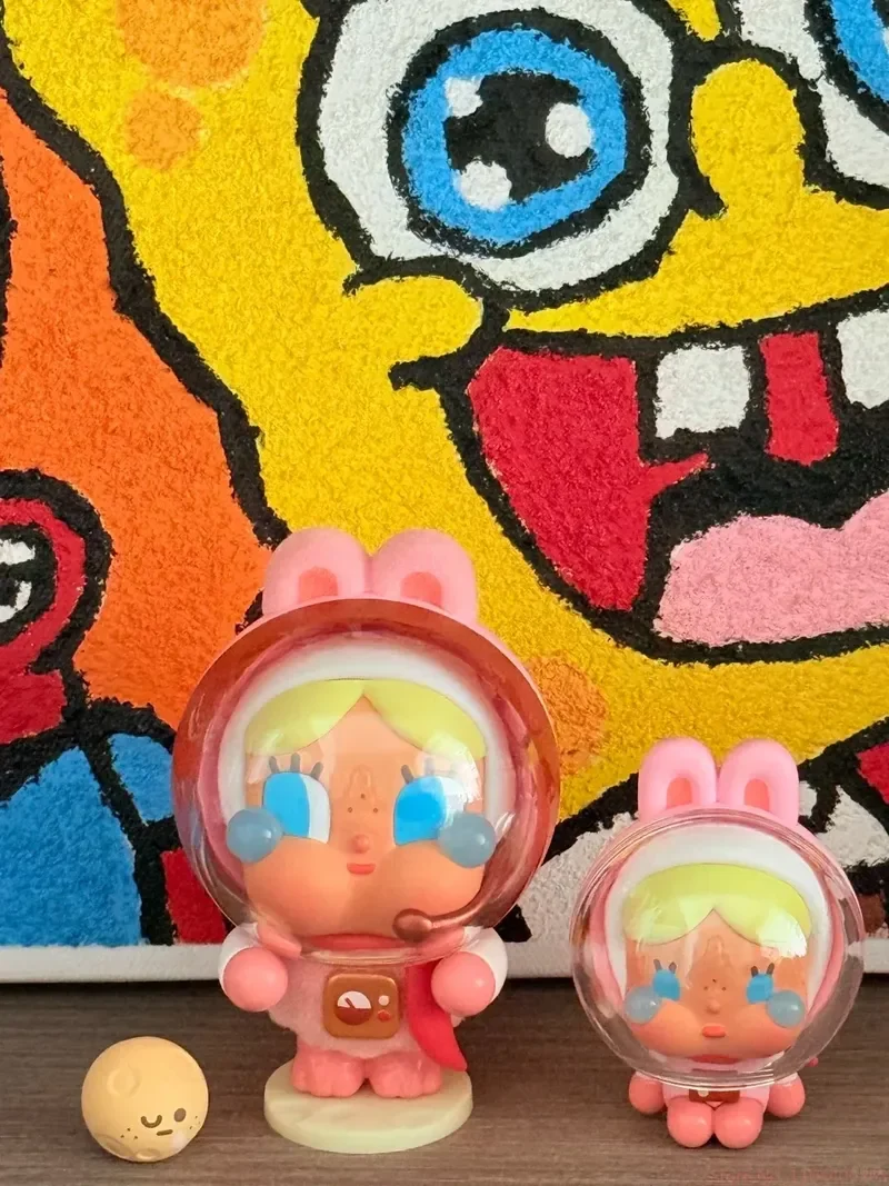 حقيقي البوب مارت Crybaby البكاء إلى القمر سلسلة صندوق أعمى Kawaii سطح المكتب زخرفة نموذج تحصيل هدايا عيد الميلاد #3