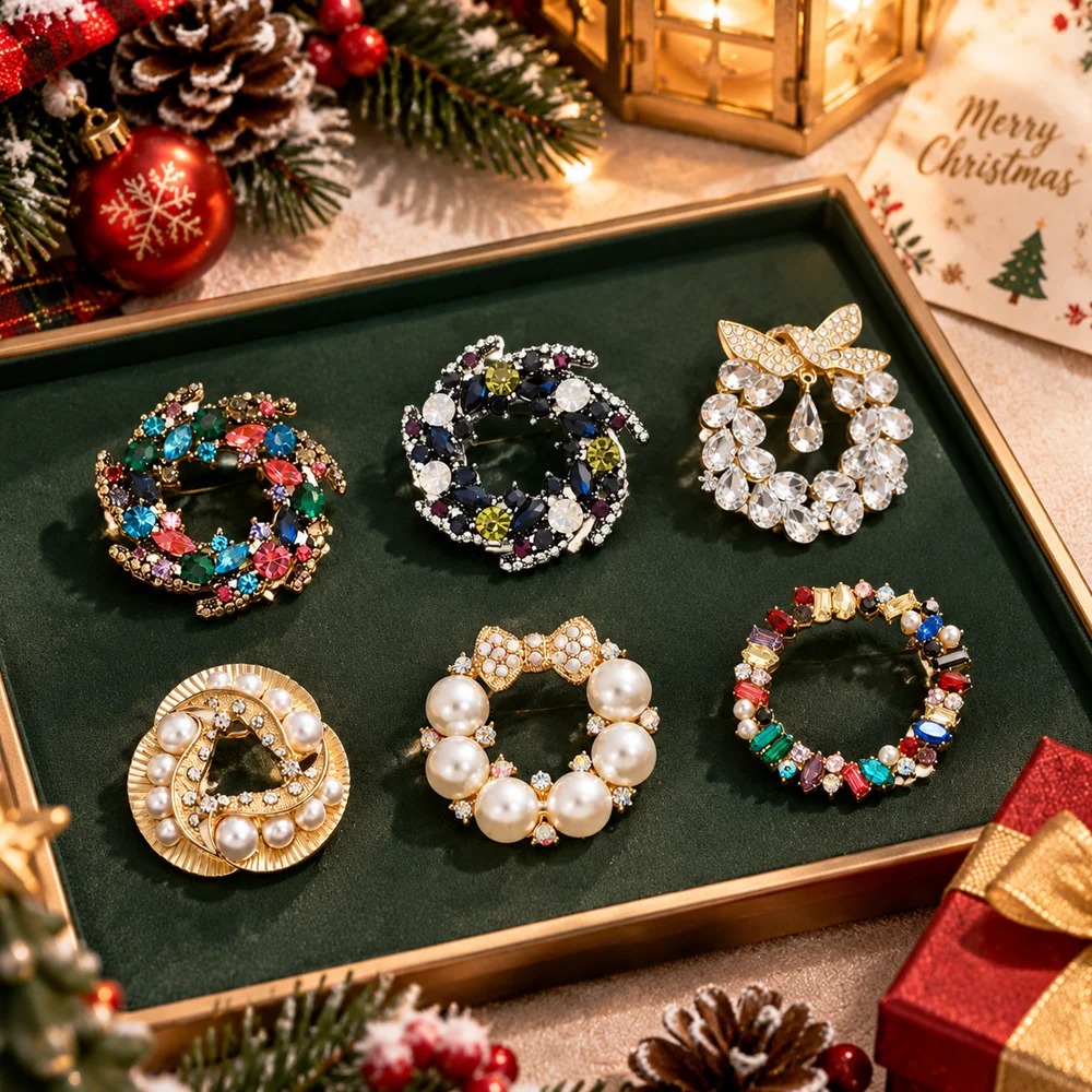 Vintage Pearl Rhinestone Brooch for Women Multi Style Wreath Bow Lapel Pin Crystal Beaded Brooch Wedding Party Clothing Jewelry