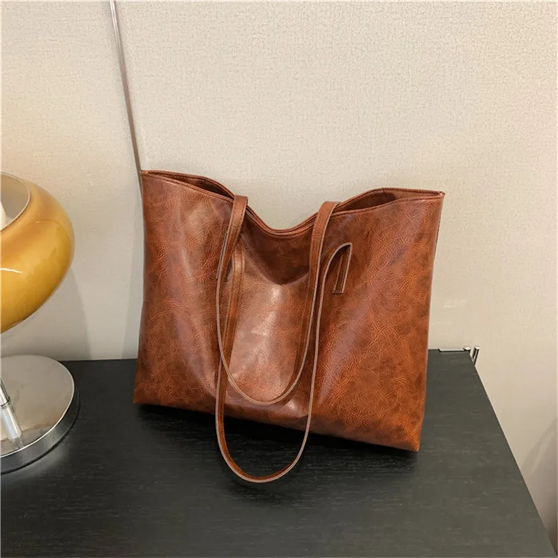 

Vintage Women Tote Bag Large Capacity Shoulder Bag Soft PU Leather Handbag and Purse Designer Lady Armpit Bag Purse sac