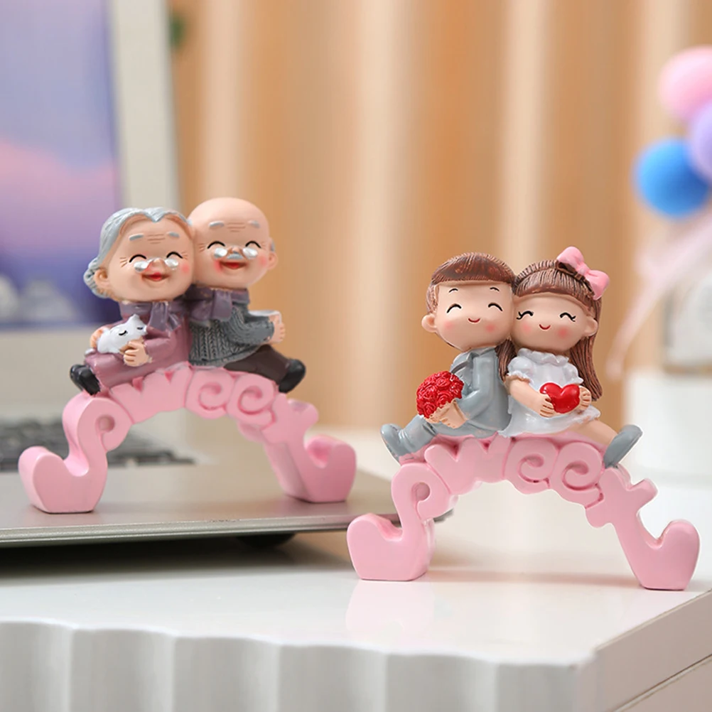 

1Pcs Cartoon Resin Cake Pick Wedding Birthday Party Decoration Wedding Cake Decorative Topper Themed Party Supplies