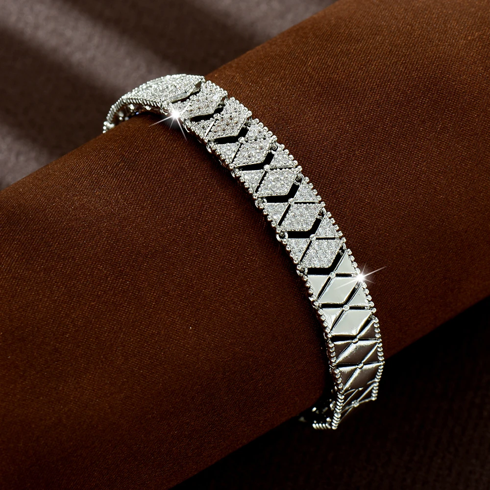 

HIBRIDE European and American Style High-end Fashion Daily Bracelet Jewelry Neutral Party Gifts Wedding Holiday Clothing B239