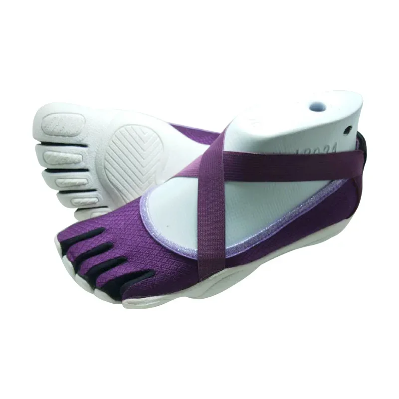 36-45 Size Split Toe Ultralight Breathable Sneakers for Outdoor Running Walking Training Fitness Dance Women