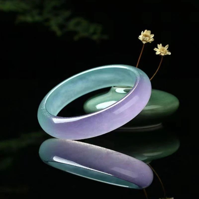 

Natural Ice Quartzite Jade Flat Bar Bracelet, Elegant Temperament