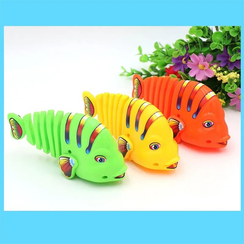 Pesce bionico terrestre da 2 a 8 anni giocattoli Wind-up Fish Swing fishthche Wag loro code giocattoli di pesce esercizio Brain Boy Baby Gift