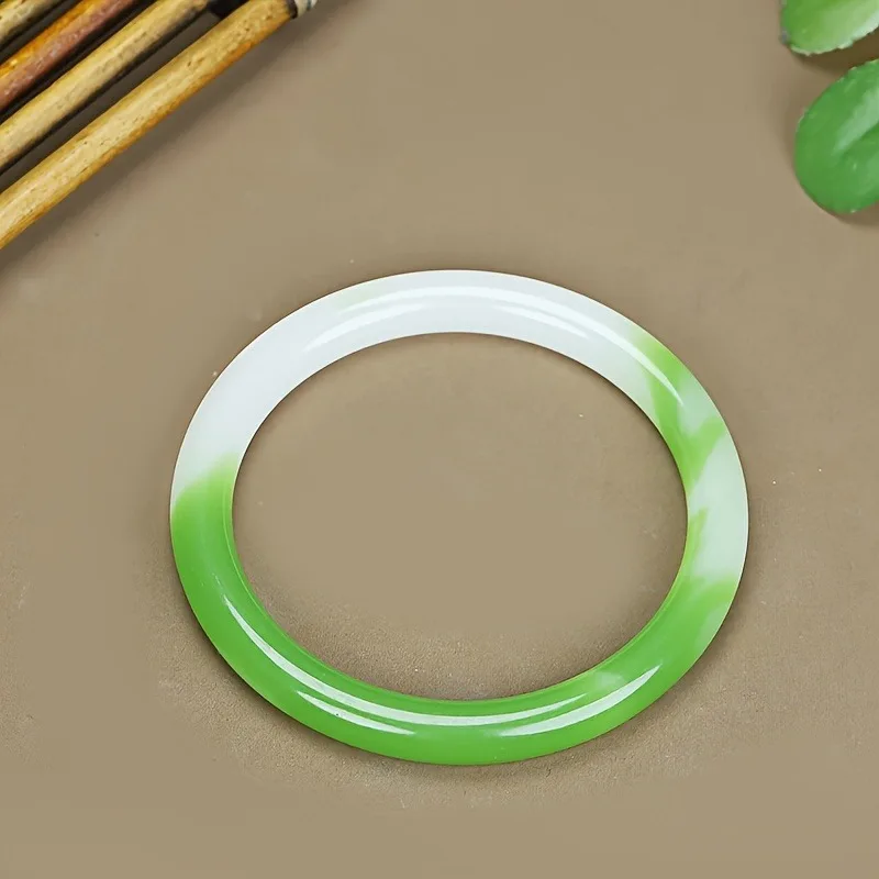 

Natural Classic Fashion Green Bracelet, Women's Exquisite Jewelry Is Suitable for Daily Wear