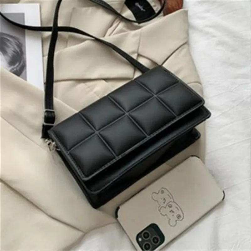 市松模様のエンボス加工クロスボディスモールスクエアバッグ、スタイリッシュなキルティングレディースバッグ文学シングルショルダーバッグ日常使用に最適