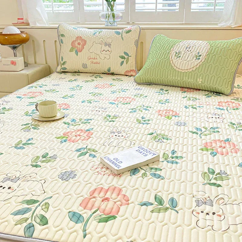 2025 New Cute Pattern Printed Sleeping Mat Three Piece Set Soft Rebound Foldable Mattress Single Bed Cushion for Hot Sleepers